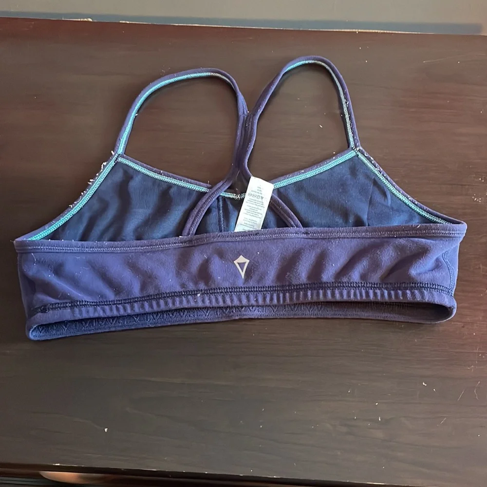 🎉Ivivva By Lululemon Navy Sports Bra! GUC!
